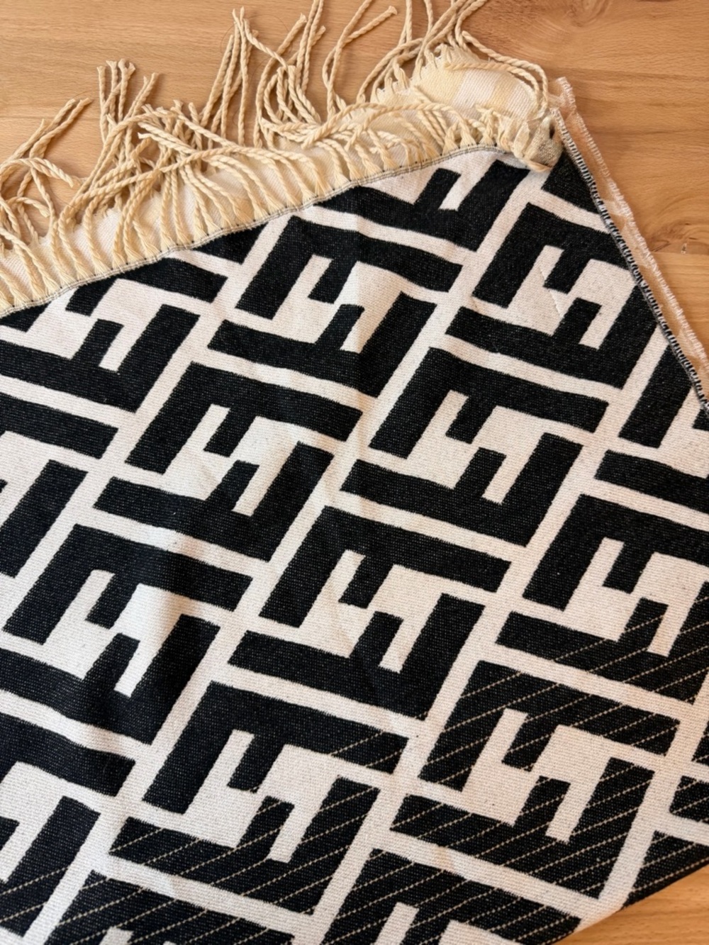 FF Scarf Roma Italia wool silk blend Muffler Neck Scarf Vintage ombré